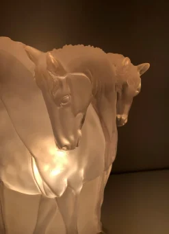 Acrylglas Horses Lampe im Stil von Lalique