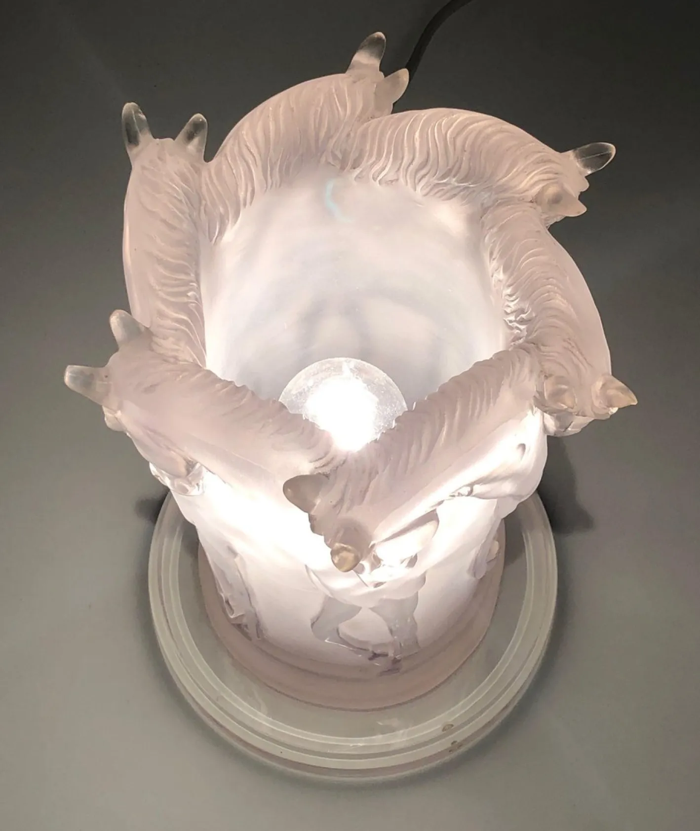 Acrylglas Horses Lampe im Stil von Lalique
