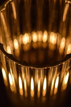 Alexandre Tischlampe aus Messing und Aluminium mit Kanneliertem Glas von Marine Breynaert