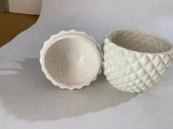 Ananas Eiskübel aus glasierter Keramik mit Deckel, 20. Jh.