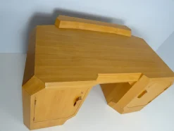 Anthroposophischer Schreibtisch mit Armlehnstuhl Felix Kayser zugeschrieben, 2er Set