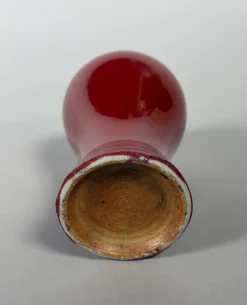 Antike chinesische Meiping Vase aus dunkelrotem Porzellan, 1800er