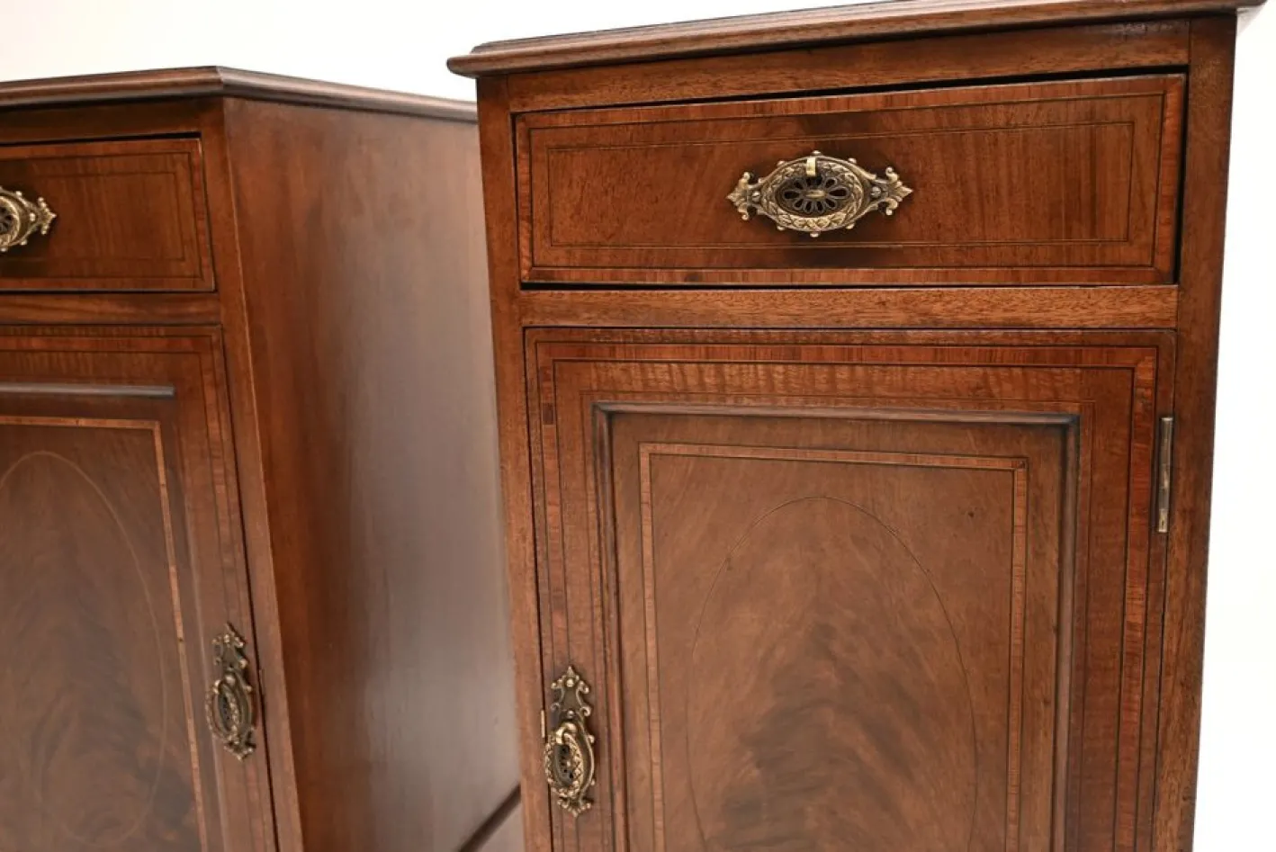 Antike edwardianische Nachttische, 1900, 2er Set