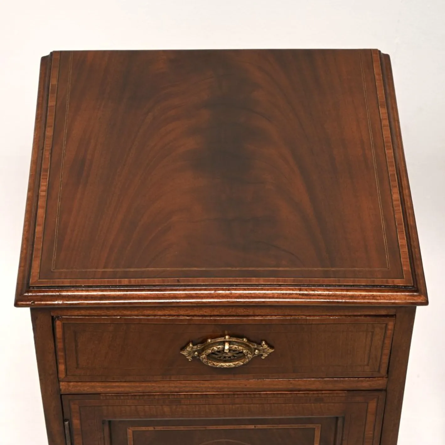 Antike edwardianische Nachttische, 1900, 2er Set