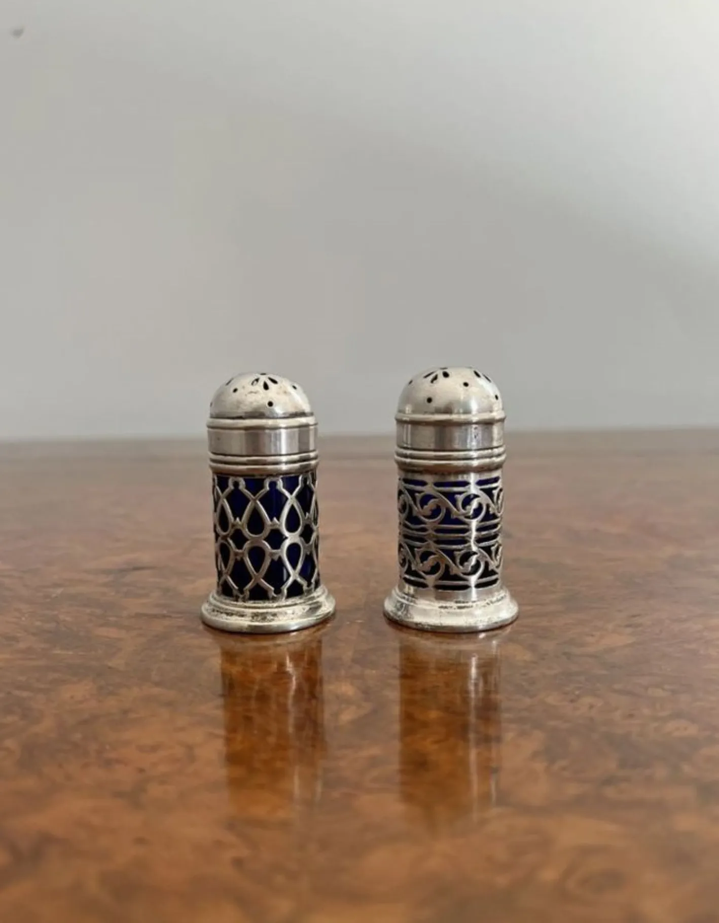 Antike edwardianische Tischschüttler, 1900, 2er Set