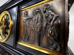 Antike französische Kaminuhr aus Bronze & Marmor von Ferdinand Barbedienne, 19. Jh