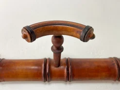 Antike französische Wandgarderobe aus Bambusimitat, 1920er