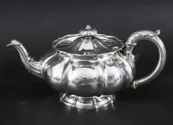 Antike georgische Teekanne aus Sterlingsilber von Paul Storr, 19. Jh