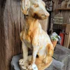 Antike gusseiserne Statue Hund