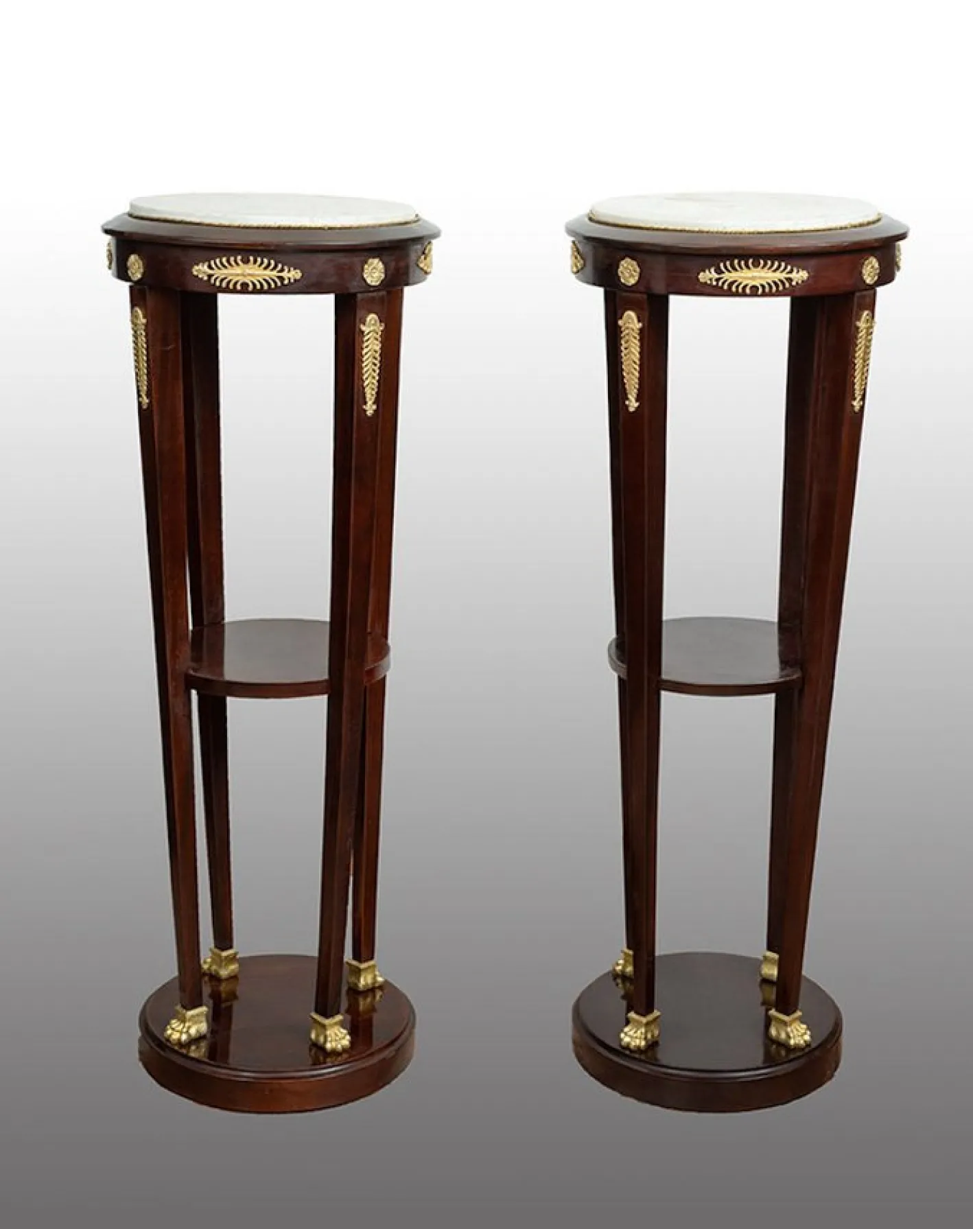 Antike Napoleon III Sockel aus Mahagoni mit Marmorplatten, Frankreich, 19. Jh., 2er Set