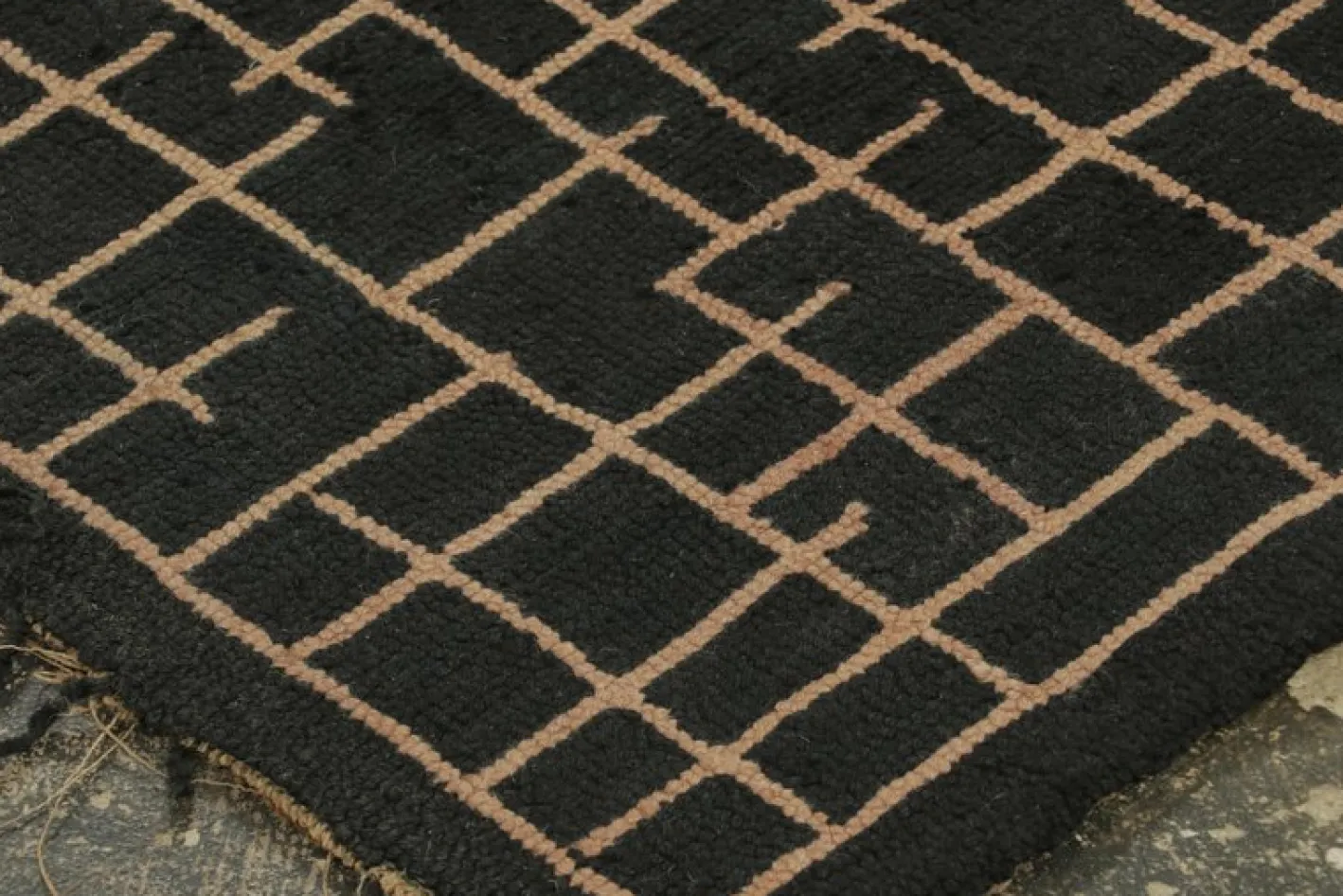 Antiker amerikanischer Wollteppich mit Haken von Rug & Kelim, 1920er