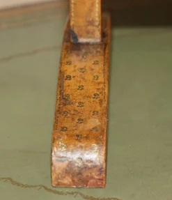 Antiker edwardianischer Feuerschutz aus Leder mit Prägung und Kartendekoration, 1900