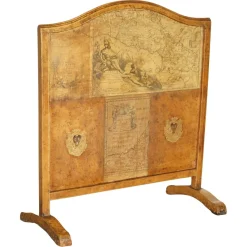 Antiker edwardianischer Feuerschutz aus Leder mit Prägung und Kartendekoration, 1900