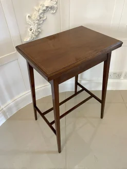 Antiker edwardianischer Klapptisch aus Mahagoni mit Intarsien