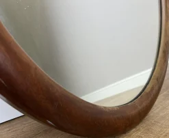 Antiker französischer Wandspiegel mit Rahmen aus Nussholz