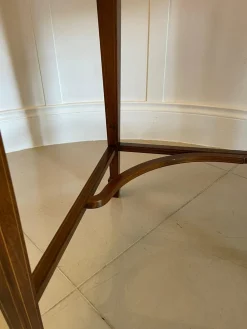Antiker freistehender edwardianischer Schreibtisch aus Mahagoni mit Intarsien von Maple & Co. London, 1900er