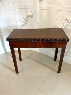Antiker George III Chippendale Kartentisch aus geschnitztem Mahagoni, 1780er