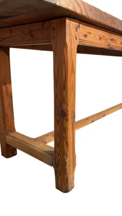 Antiker Tisch aus Lärchenholz, 1700