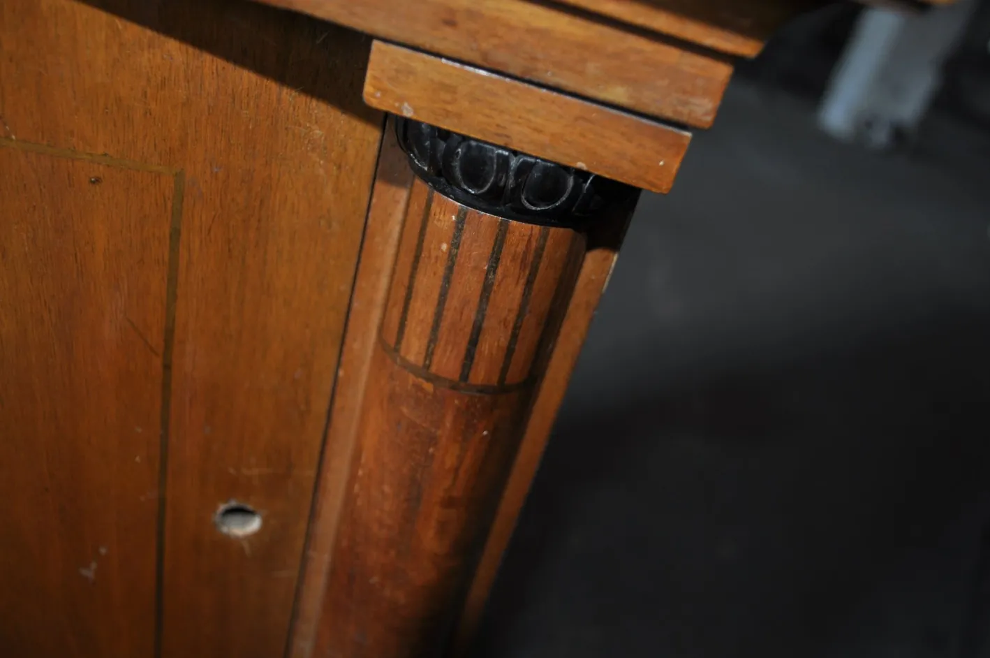 Antiker Ungarischer Biedermeier Nachttisch
