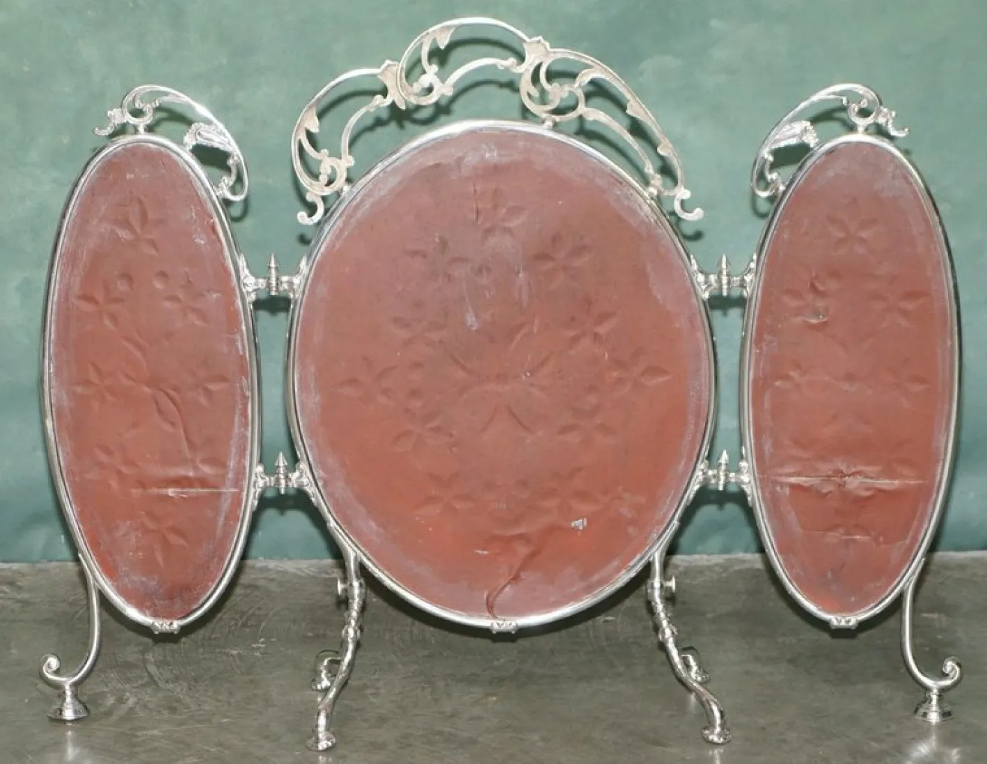 Antiker versilberter italienischer Art Deco Kaminschirm aus geschliffenem Glas von Aeg, 1920