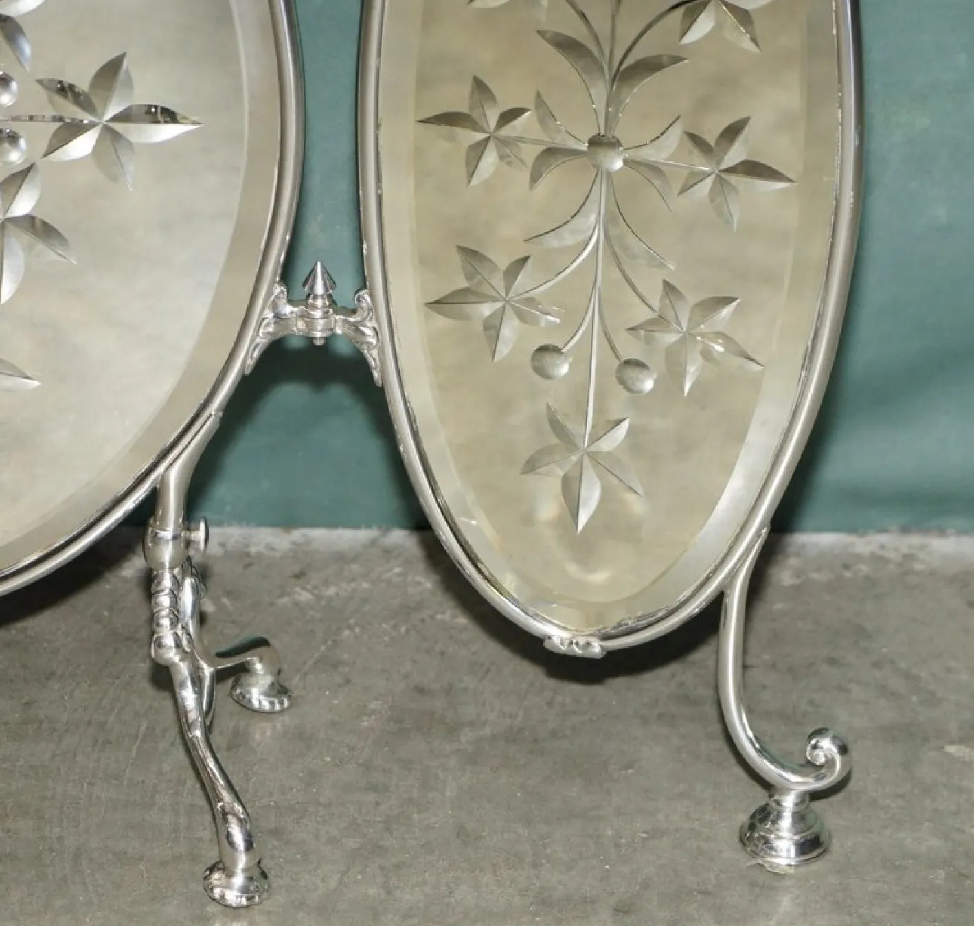 Antiker versilberter italienischer Art Deco Kaminschirm aus geschliffenem Glas von Aeg, 1920