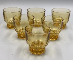 Antikes französisches Likör Set aus bernsteinfarbenem Pressglas, 7