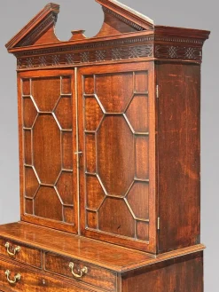Antikes George III Thomas Chippendale Bücherregal aus Mahagoni, 1770