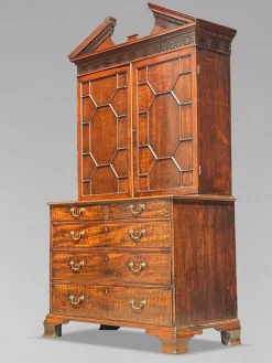 Antikes George III Thomas Chippendale Bücherregal aus Mahagoni, 1770