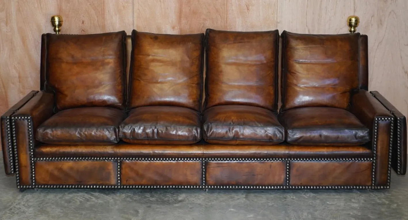Antikes handgefärbtes braunes 4-Sitzer Ledersofa von Knoll