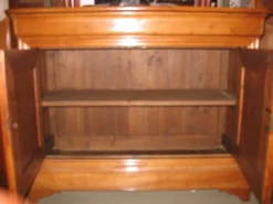 Antikes Louis Philippe Buffet aus Kirschholz