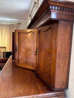 Antikes 2-teiliges französisches Buffet aus Nussholz mit Sideboard, frühes 20. Jh