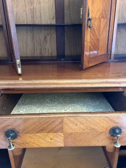 Antikes 2-teiliges französisches Buffet aus Nussholz mit Sideboard, frühes 20. Jh