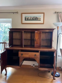 Antikes 2-teiliges französisches Buffet aus Nussholz mit Sideboard, frühes 20. Jh