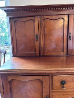 Antikes 2-teiliges französisches Buffet aus Nussholz mit Sideboard, frühes 20. Jh