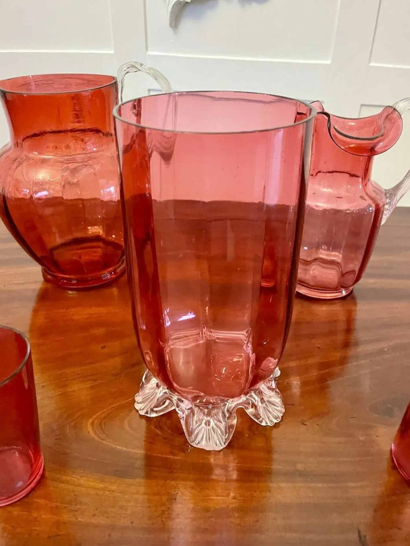 Antike viktorianische Cranberry Glasartikel, 1880, 7 . Set