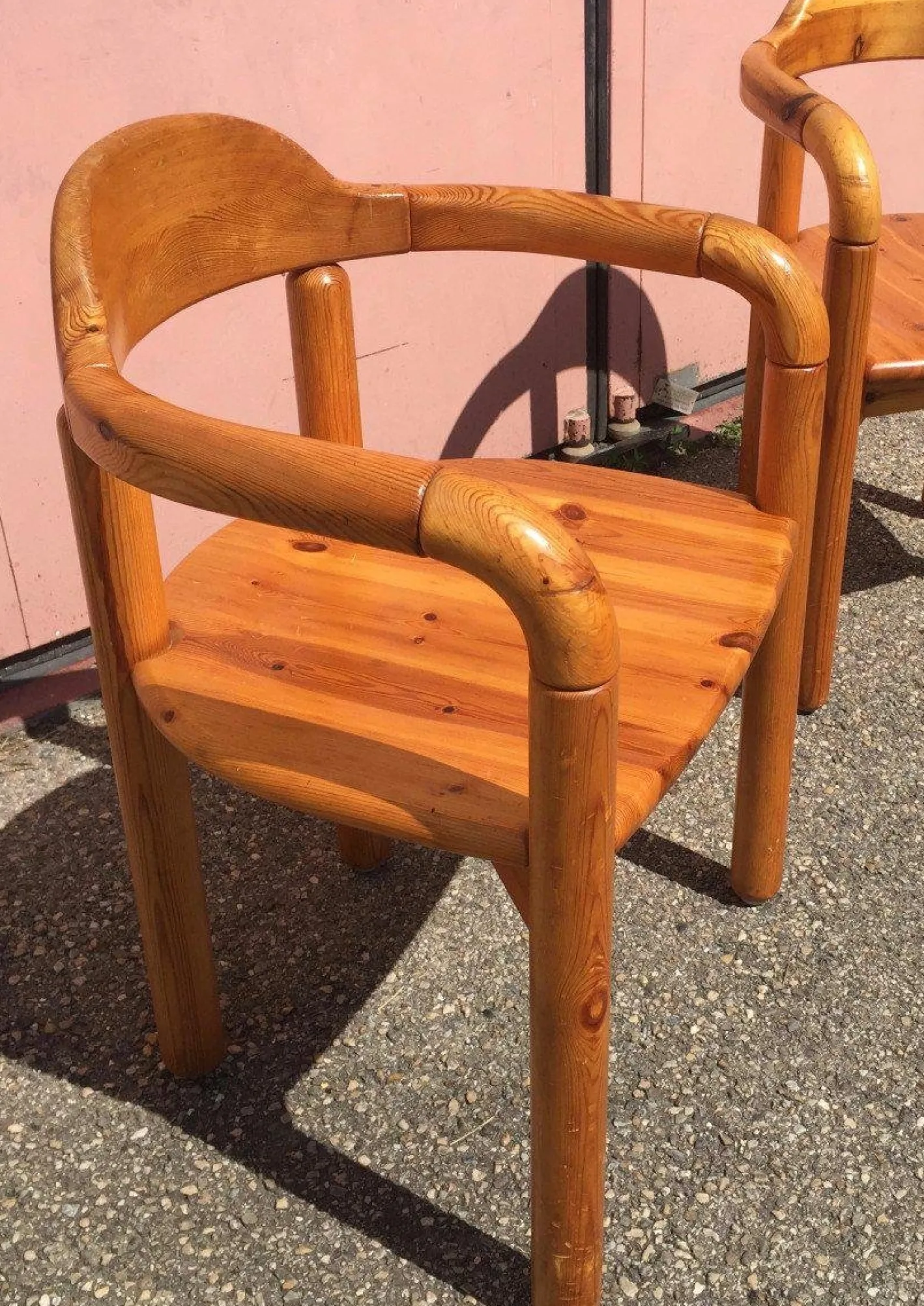 Armlehnstühle und Couchtisch von Rainer Daumiller, 3er Set