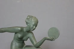 Art Deco Babbitt Tänzerin aus Gusseisen von Derenne, 1930
