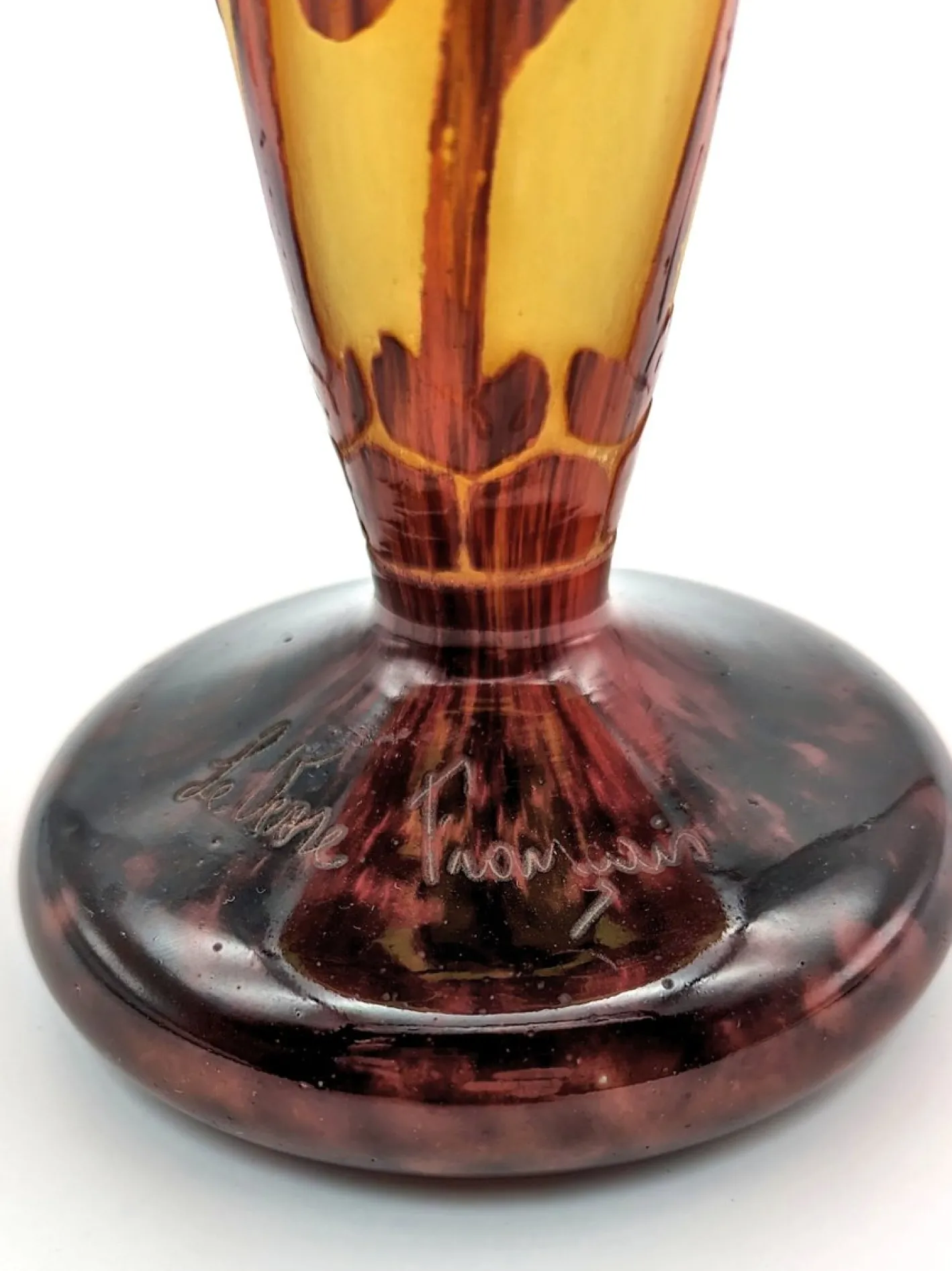 Art Deco Cameo Glasgefäß mit Mohnblumen von Charles Schneider für Le Verre Français, 1920er