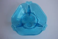 Art Deco Glas mit Fischfüßen - Wunderschönes sattes Blau von Josef Inwald, 1930er
