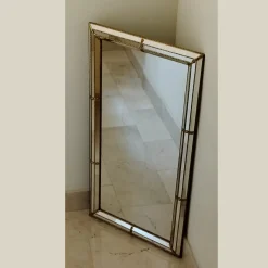 Art Deco Spiegel mit Abgeschrägtem Rahmen & Vergoldetem Messing, Frankreich, 1930