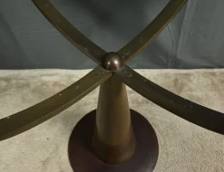 Astrolabio Tisch von Oscar Tusquets, 1988