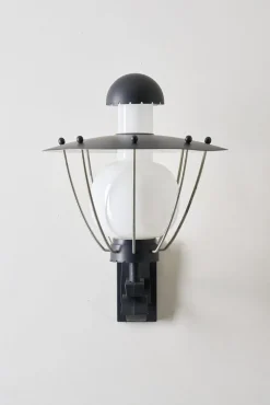 Außenwandlampe mit Metallschirm und Glasdiffusor von Bega, 1970er