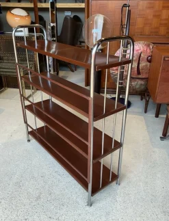 Bauhaus Étagère aus gebogenem Stahl & Blech, 1930er