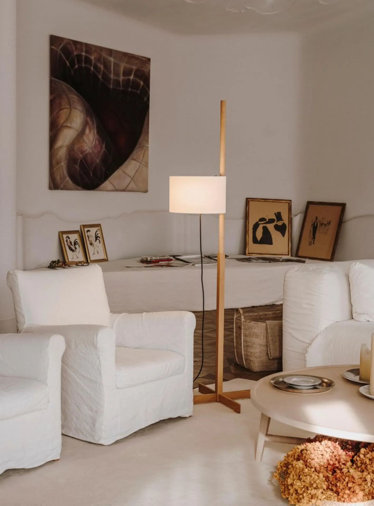 Beige TMM Stehlampe aus Buchenholz von Miguel Milá