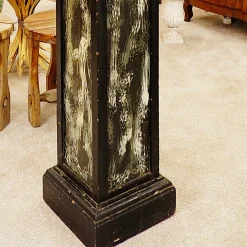 Bemalte Holzsäule, 1930er