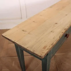 Bemalter schottischer Konsolentisch