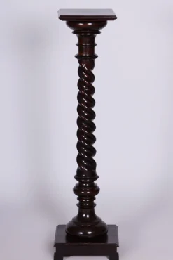 Biedermeier Sockel aus gebeiztem Nussholz, Österreich, 1840er
