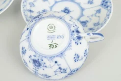 Blaue kannelierte Teatassen mit Untertassen von Royal Copenhagen, 1980er, 4er Set