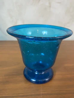 Blaue Vintage Tasse, 1940er