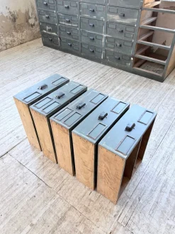 Blau patinierter Eichenholz & Buchenholz Werkstattschrank mit Schubladen, 1950er